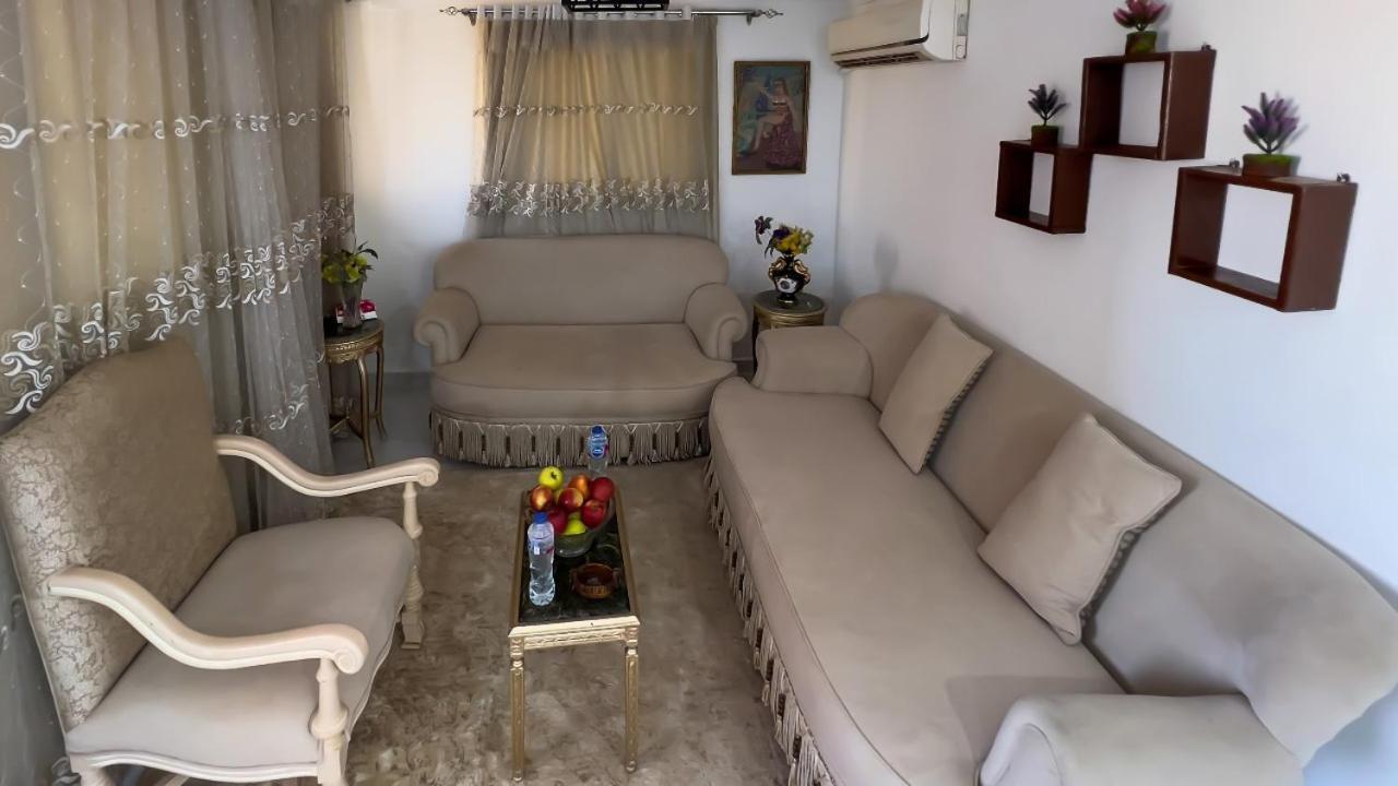 الجيزه هرم شارع ابو الهول السياحي Apartment *