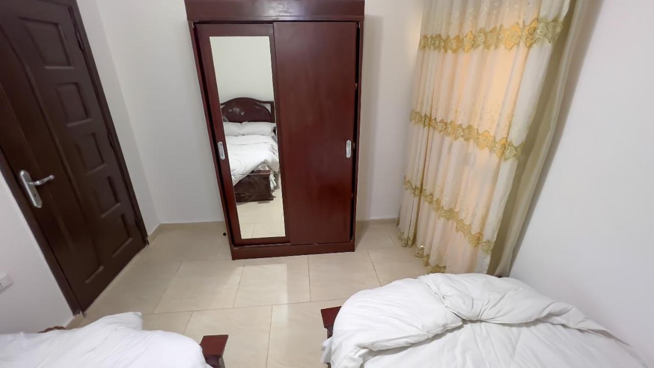 الجيزه هرم شارع ابو الهول السياحي Apartment *